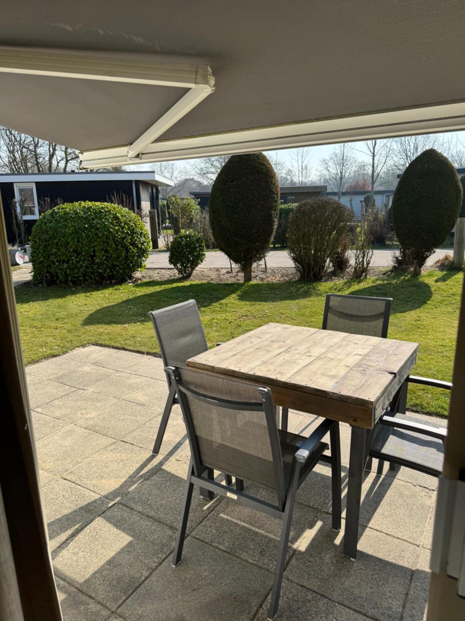 Chalets Vakantiepark Schouwenduin برغ هالمستاد المظهر الخارجي الصورة